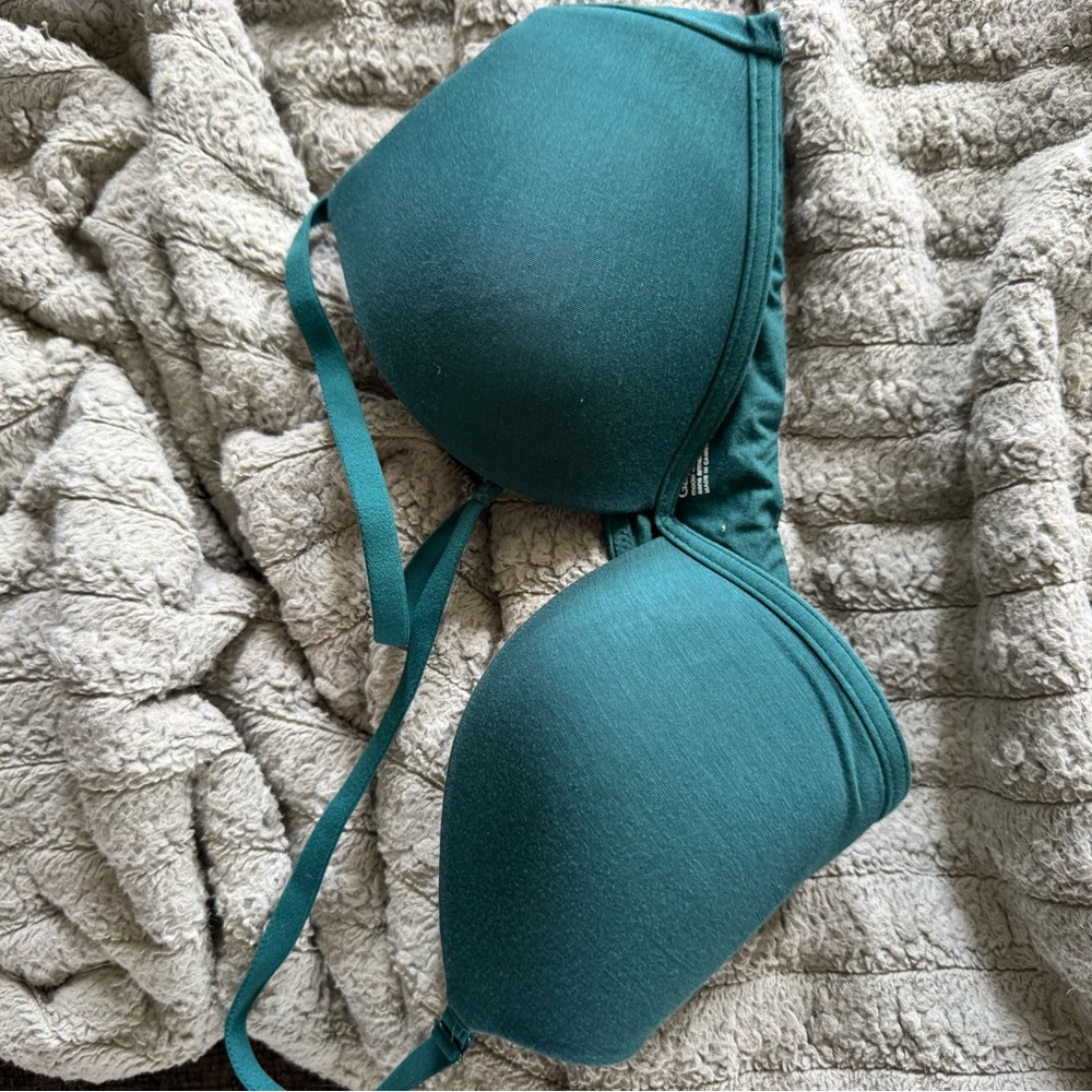 GAP Teal Molded T-Shirt Bra - Women's Intimates